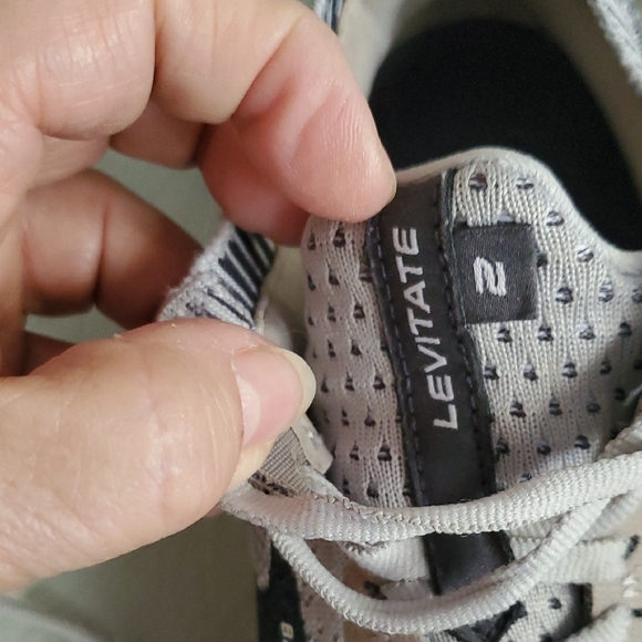 Gray and White Knit Sneakers - Picture 6 of 9